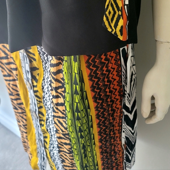 BRAND NEW! Live 4 Truth Zebra Print Button Down Skirt - Picture 3 of 10